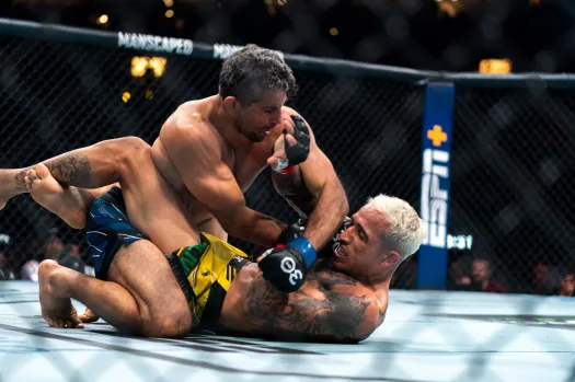 Beneil Dariush vs Charles do Bronx UFC